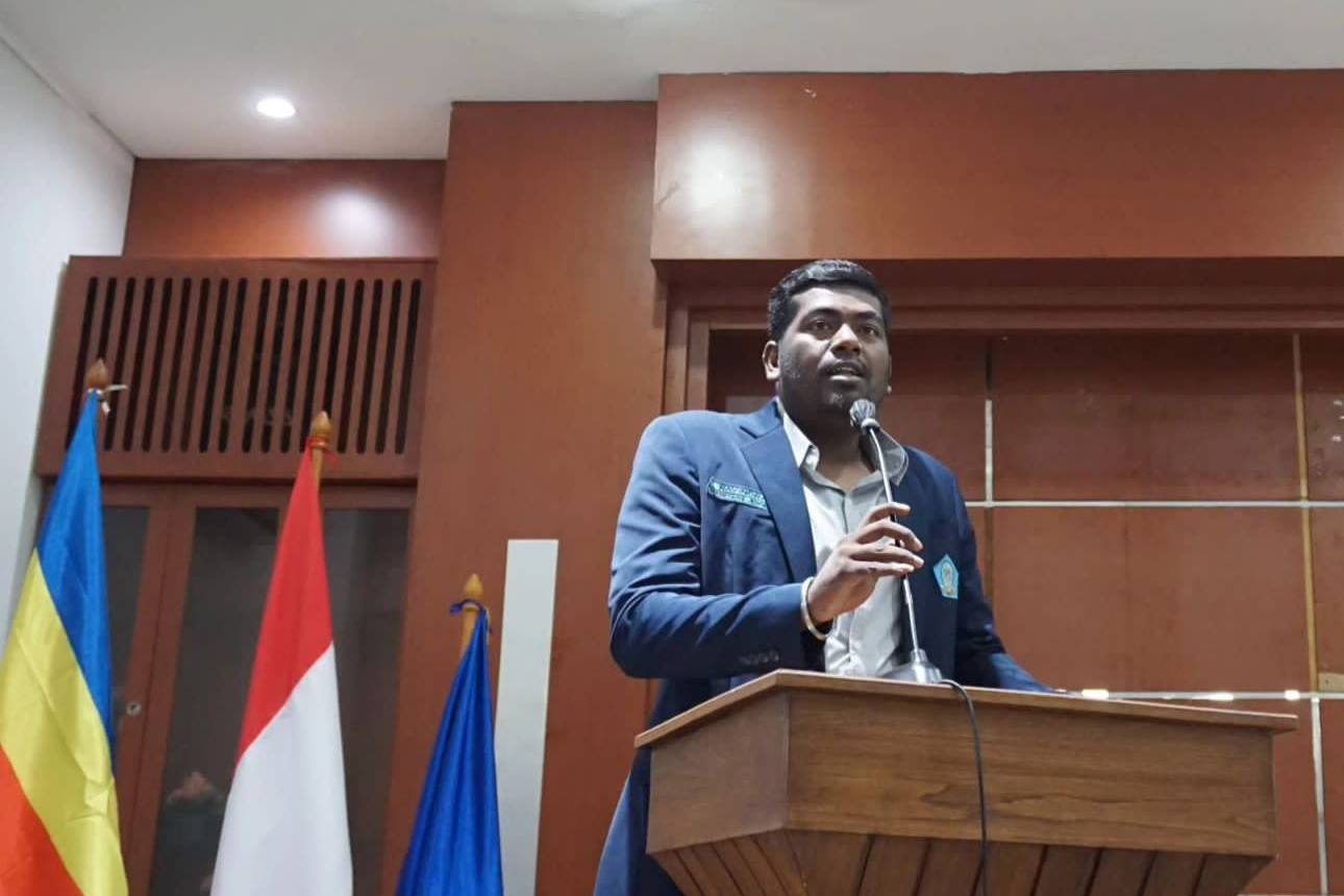 SEKRETARIS Jenderal Himpunan Mahasiswa Buddhis Indonesia Ravindra.