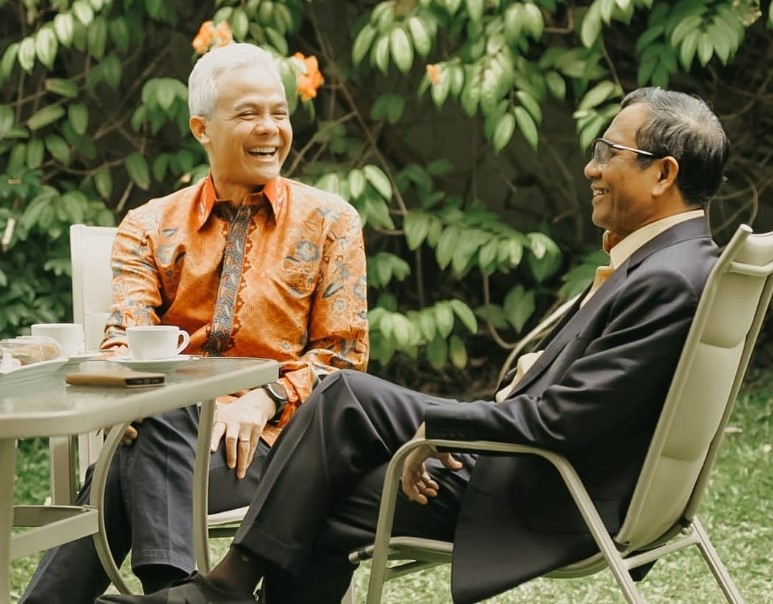 Akui Bertemu Ganjar, Mahfud Bantah Kabar Diajak jadi Cawapres