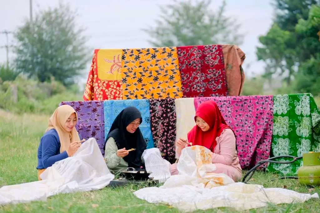 Pelaku UMKM penerima program Desa Energi Berdikari dari PT Pertamina Patra Niaga Regional Jatimbalinus Fuel Terminal Tuban. 