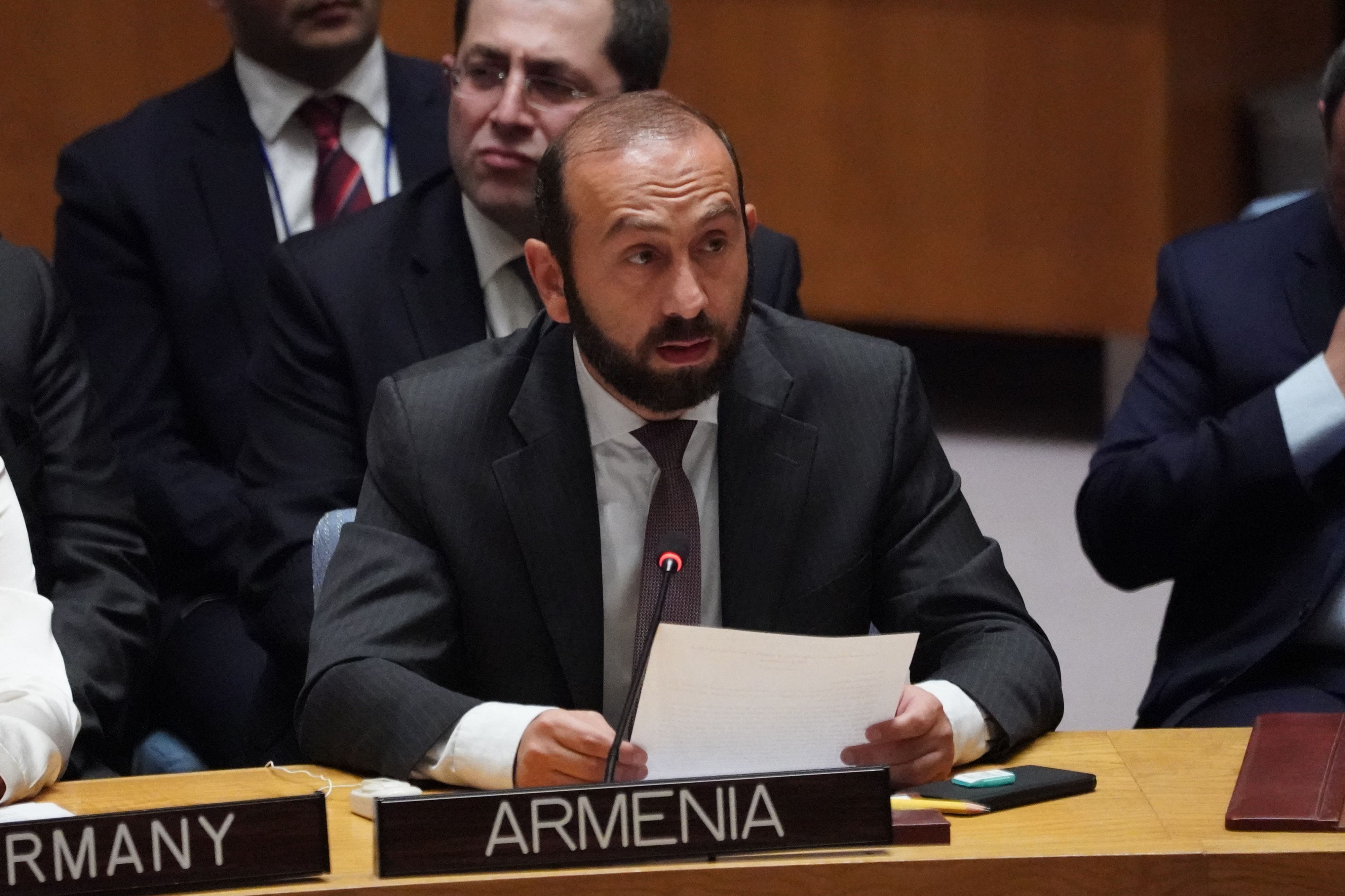 Menteri Luar Negeri Armenia Ararat Mirzoyan