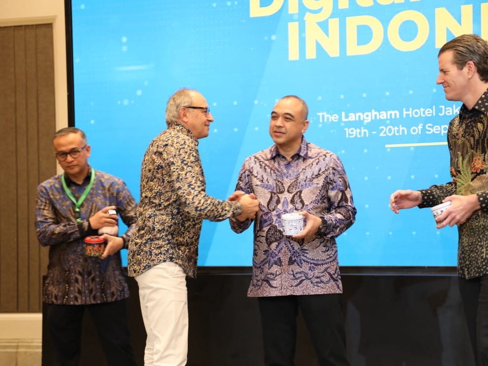 Zaki Iskandar Tekankan Hutan Mangrove untuk Iklim dan PAD