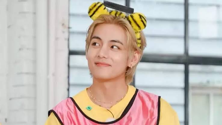 Penampilang V BTS tampil di Running Man banyak dipuji Netizen 