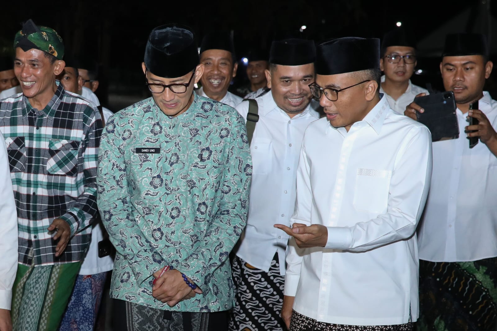 Sekjen PPP Arwani Thomafi dan Ketua Bappilu PPP Sandiaga Uno usai bertemu Gus baha