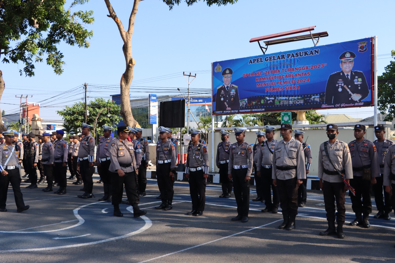 Kepolisian Resor Sikka, NTT melaksanakan Apel Gelar Pasukan Operasi Zebra Turangga 2023.