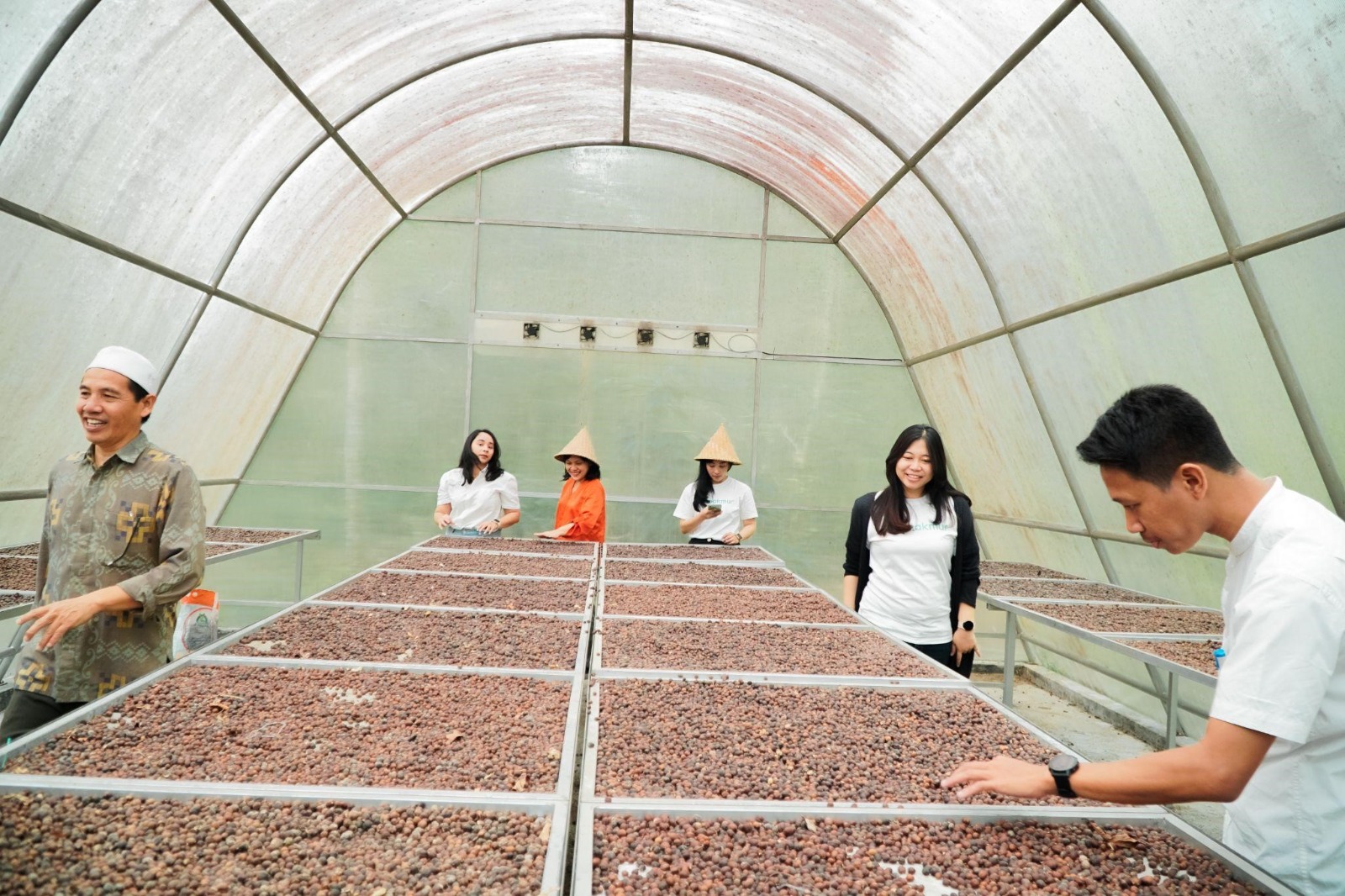 Makmur dan Insight Gelar CSR Pelatihan Edukasi Literasi Keuangan