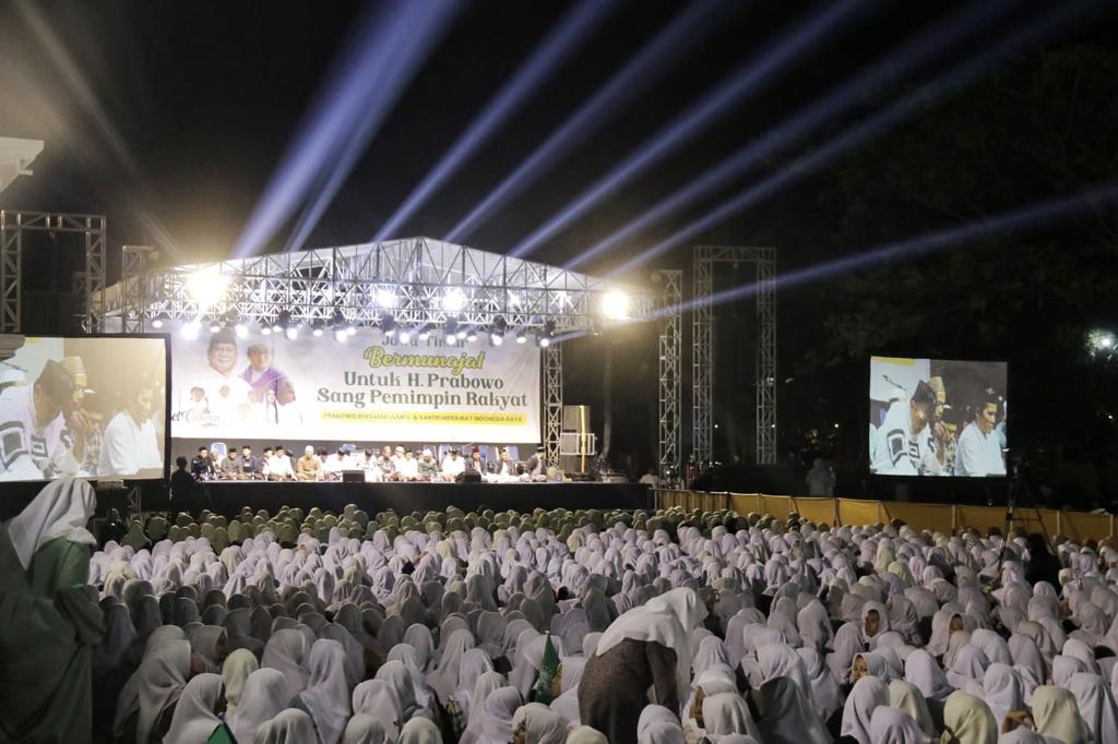 Pilpres 2024 dinilai menjadi momentum tepat bagi Prabowo meneruskan estafet kepemimpinan Jokowi.