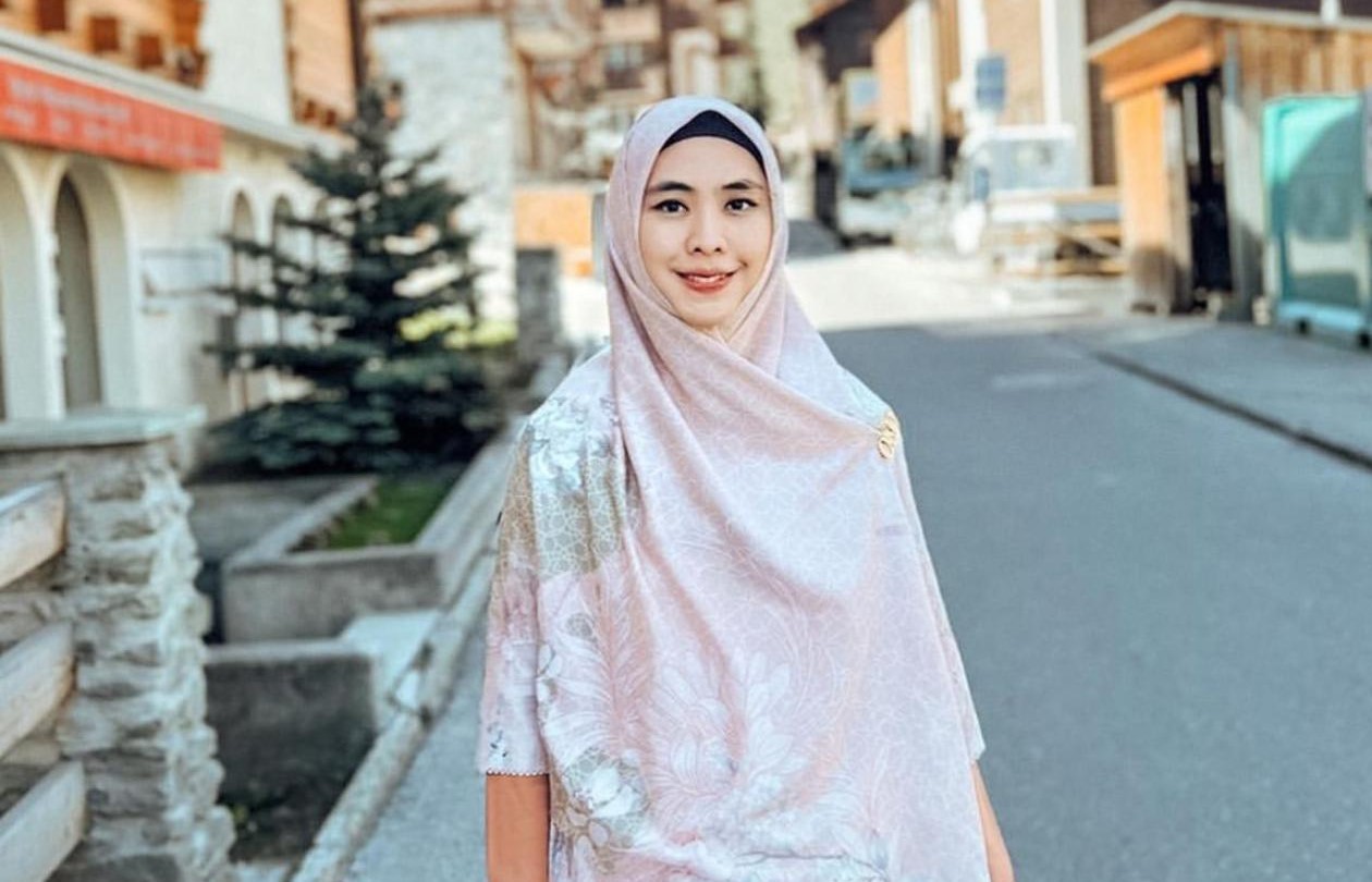 Oki Setiana Dewi Rambah Bisnis Skincare Berbahan Habbatussauda