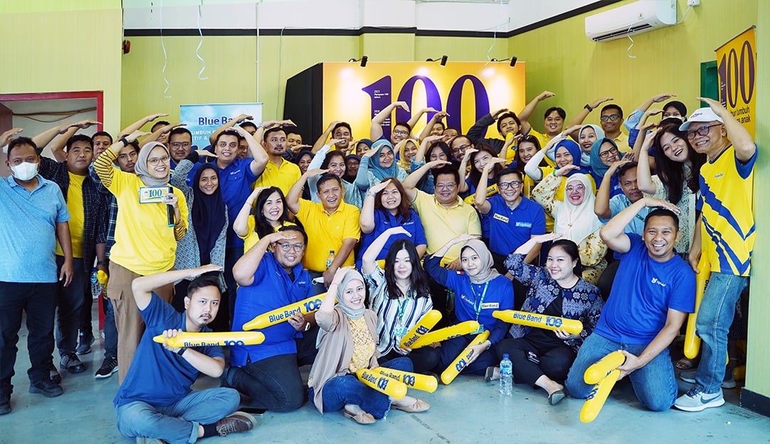 Margarin merek Blue Band merayakan ulang tahun yang ke-100.