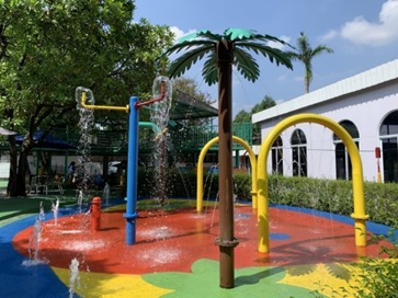 Banyak aktivitas menyenangkan yang dapat dilakukan di Playparq Kemang, baik untuk si kecil dari usia 0–12 tahun maupun untuk ayah dan bunda.