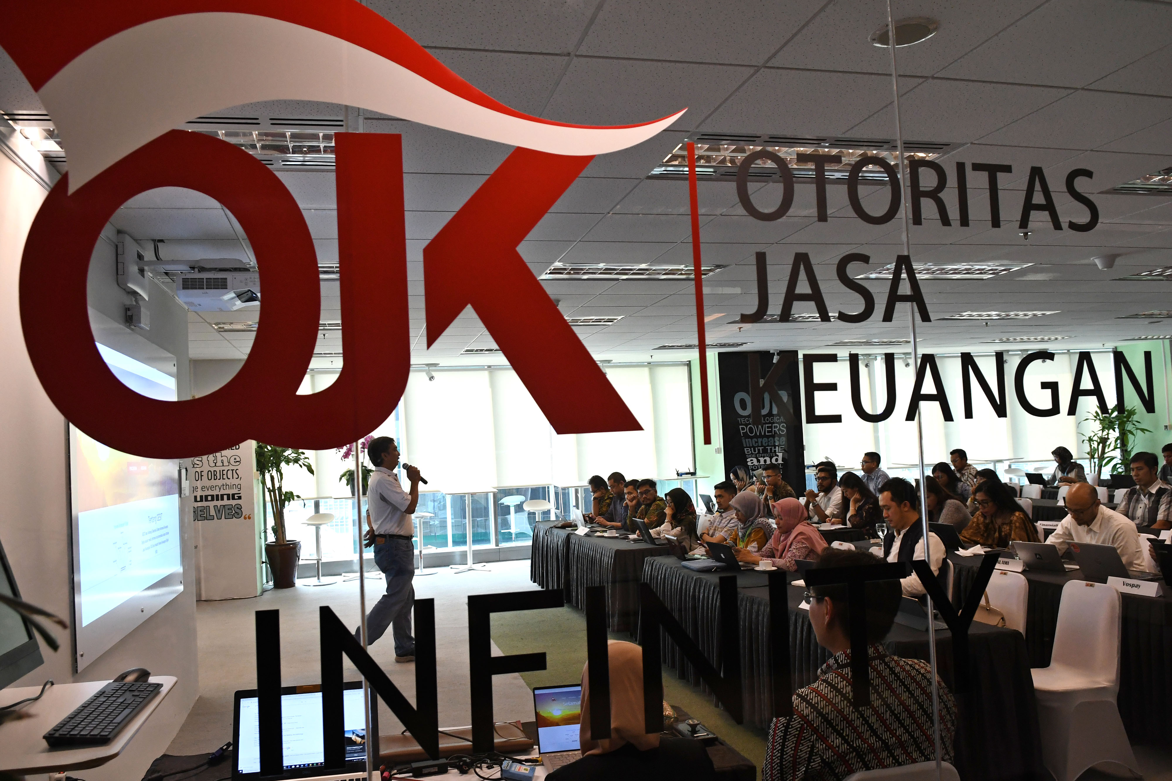 OJK Bangun Financial Center di IKN