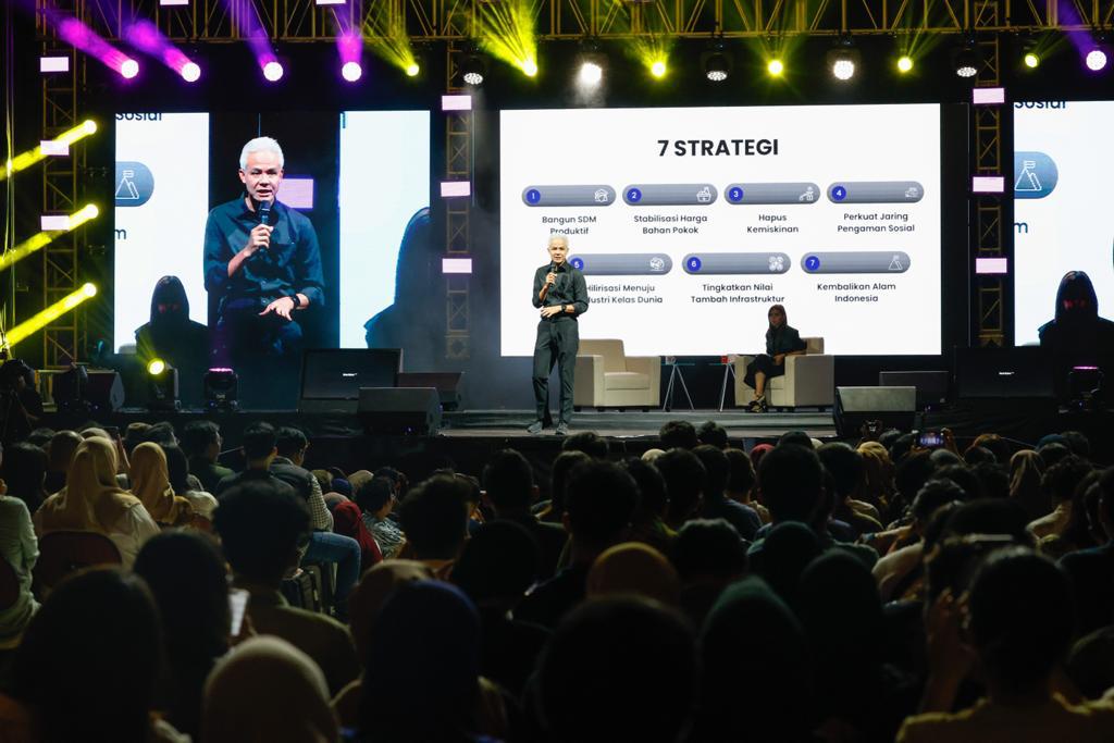 Ganjar Dorong Penguatan Peran Pemerintah Desa