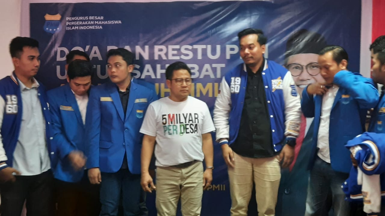 KETUA Umum PKB Muhaimin Iskandar alias Cak Imin mengaku terharu mendapat dukungan maju sebagai bacawapres dari PB PMII. 