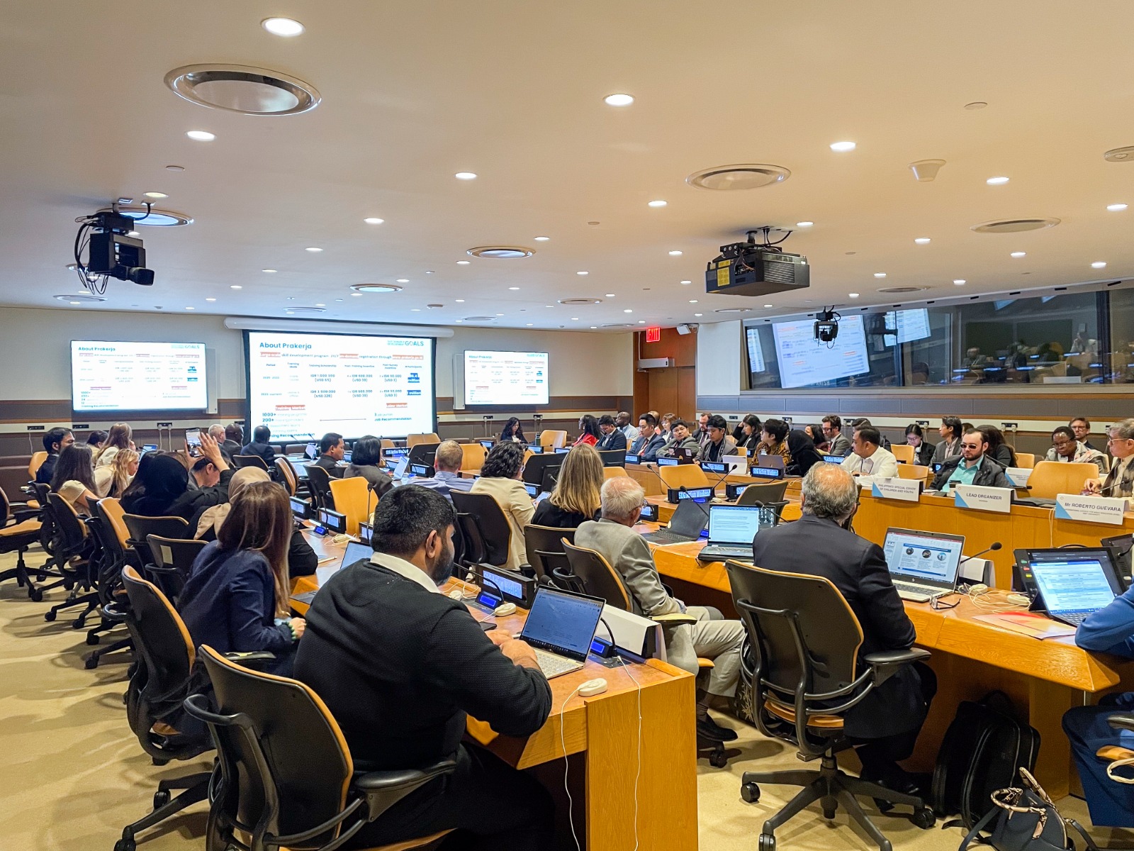 Prakerja di markas PBB New York