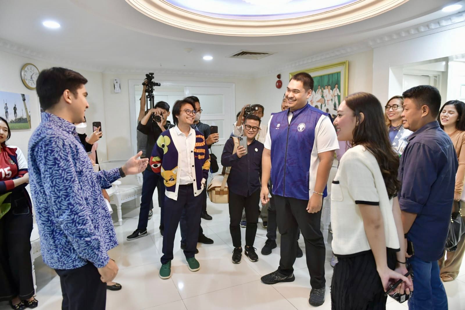 Dito Ariotedjo Suguhi Syed Saddiq Makanan Warteg