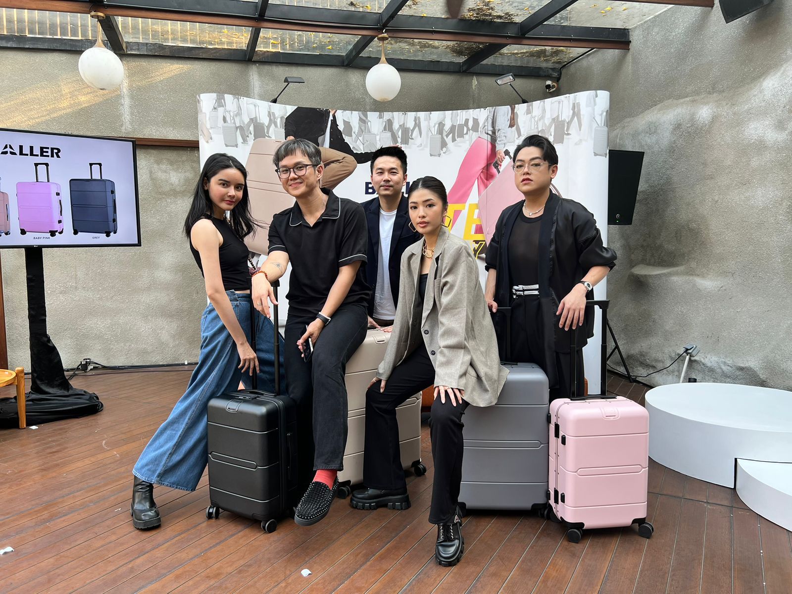 Baller, memperkenalkan produk terbaru Koper Polycarbonate.