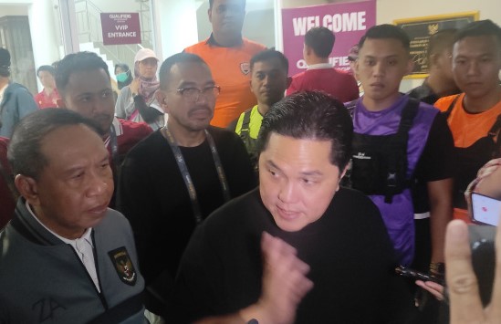 Erick Thohir (kanan)