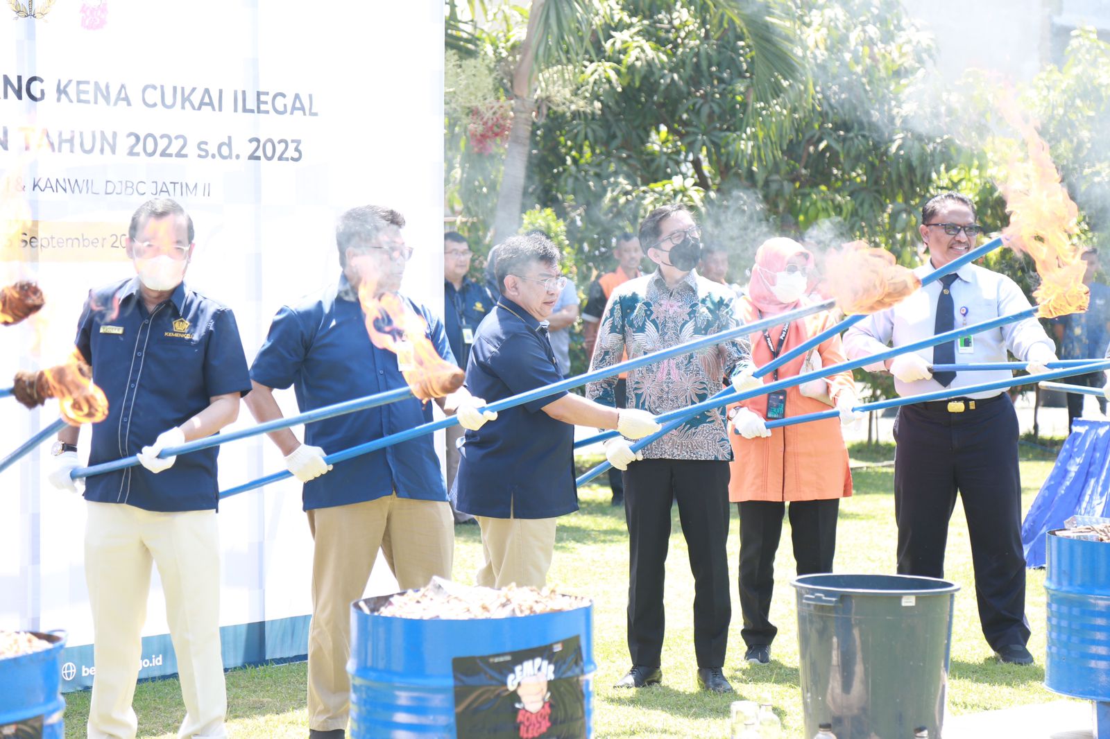 Tunjukkan Akuntabilitas, Bea Cukai Musnahkan Puluhan Miliar Barang Ilegal di Jawa Timur