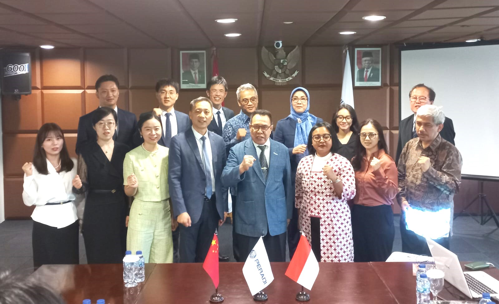 Ningbo Lawyers Association, organisasi advokat dari Tiongkok, mengunjungi Kantor DPN Peradi di Jakarta 