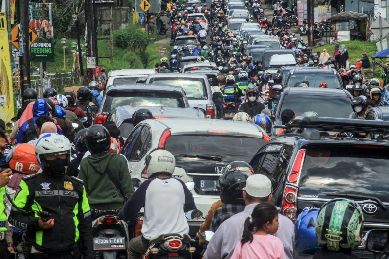 Jalan Raya Puncak Bogor