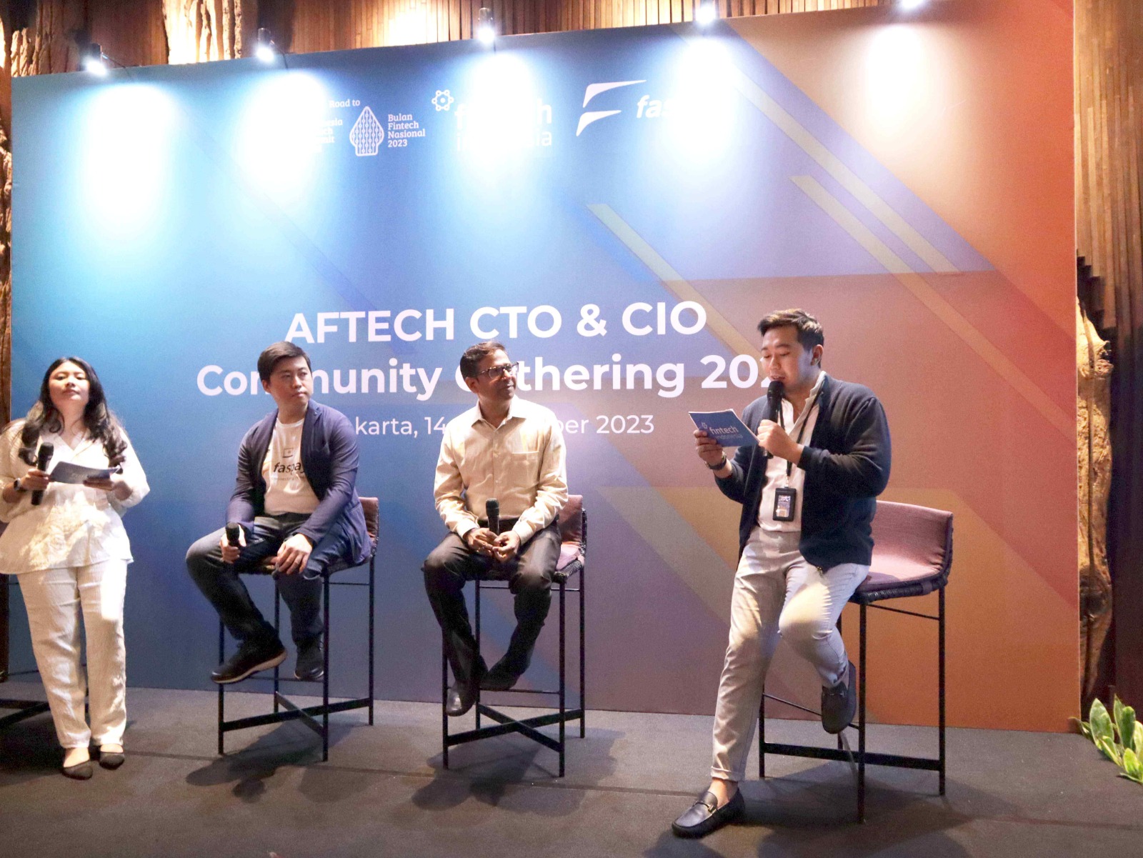 Acara CTO & CIO Community Gathering  di Hotel Ayana Midplaza, Jakarta.