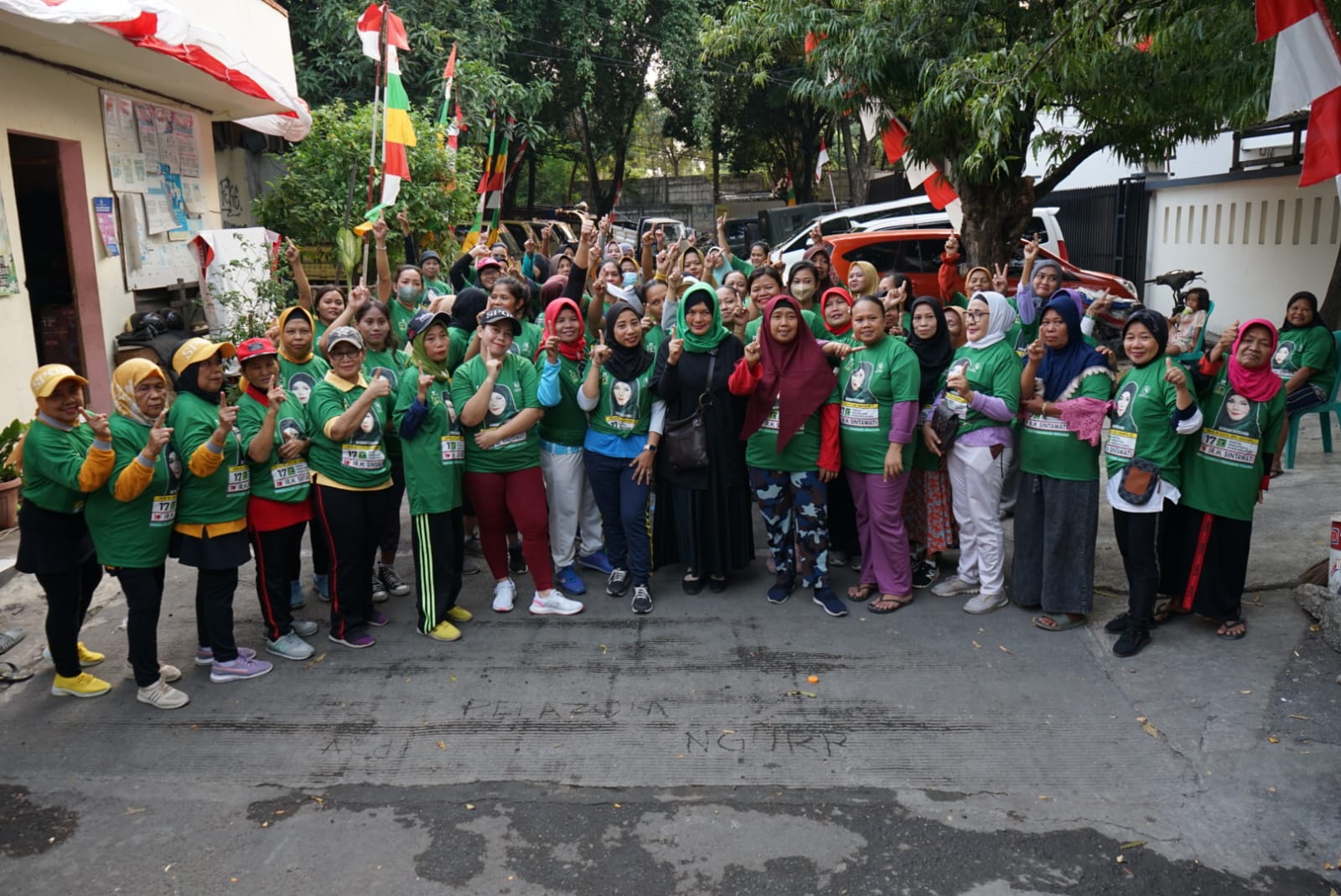 Himpun Simpati, Relawan Caleg PPP Gelar Tebus Murah Sembako di Jakpus 