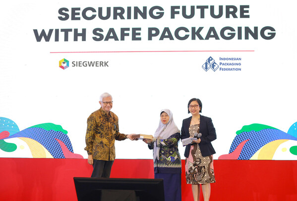 Siegwerk bersama dengan Indonesian Packaging Federation (IPF) menggelar seminar mengenai tinta kemasan.