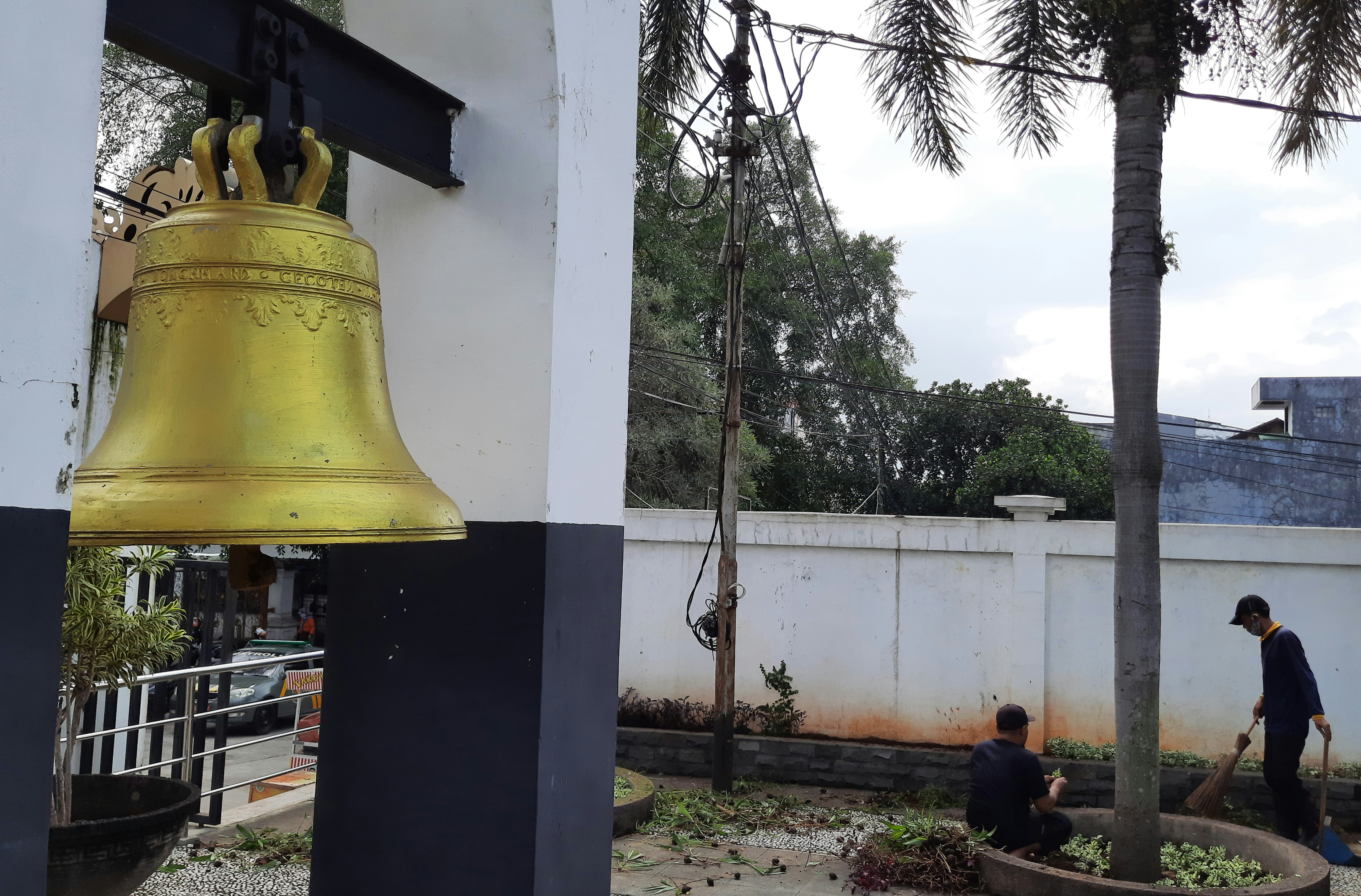 Lonceng berusia ratusan tahun zaman Hindia Belanda di kawasan Pendopo Cianjur termasuk objek diduga cagar budaya yang diteliti.
