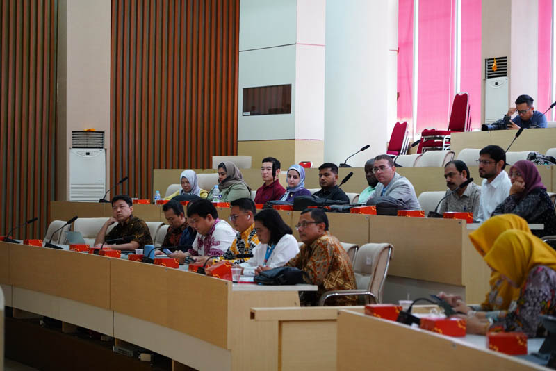 FPSD Universitas Pendidikan Indonesia Bandung menyelenggakan Open Studio.