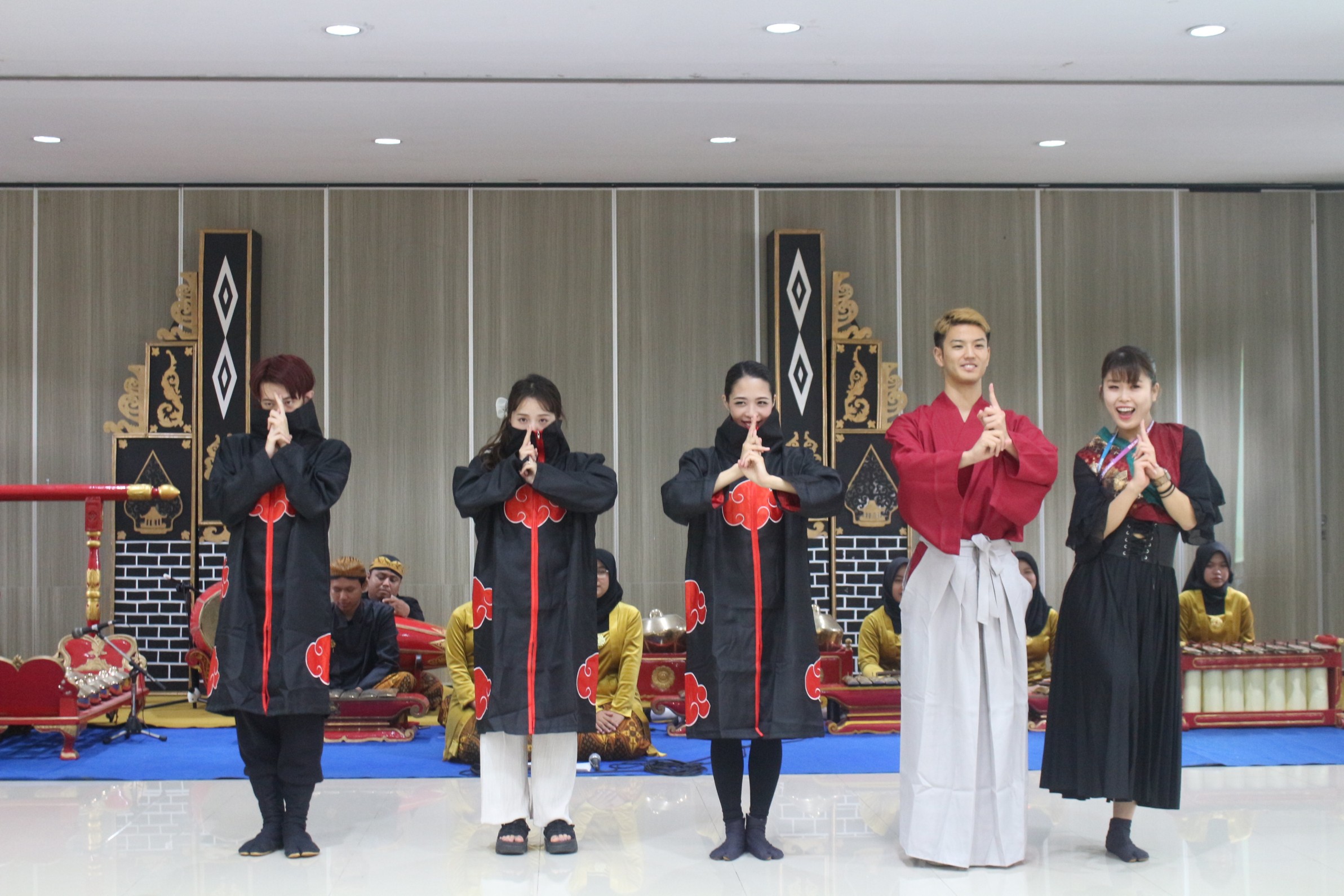 Unsoed) Purwokerto berkolaborasi dengan Ninja Hip Hop Japan mengadakan Kolaborasi Pagelaran pada Minggu, 24 Agustus 2023.