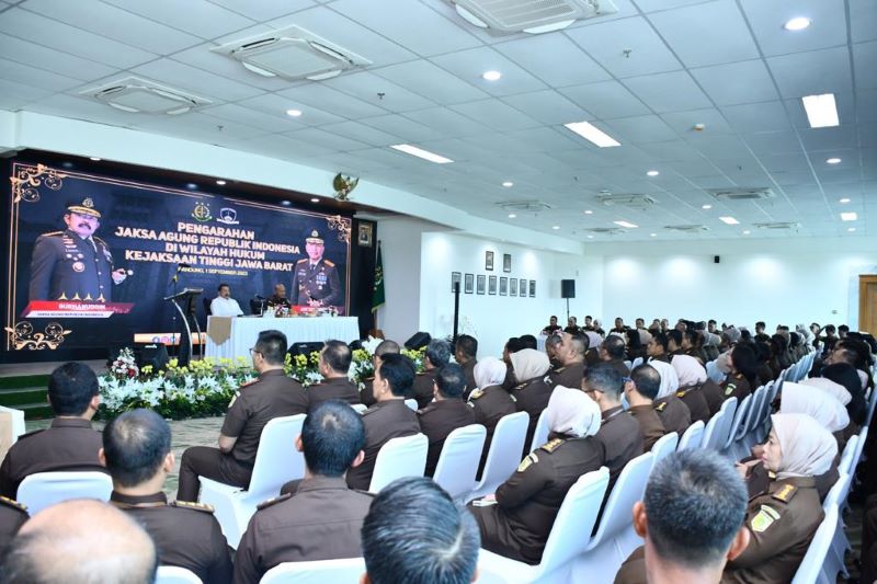 Jaksa Agunng memberikan pengarahan di wilayah Kejaksaan Tinggi Jawa Barat 