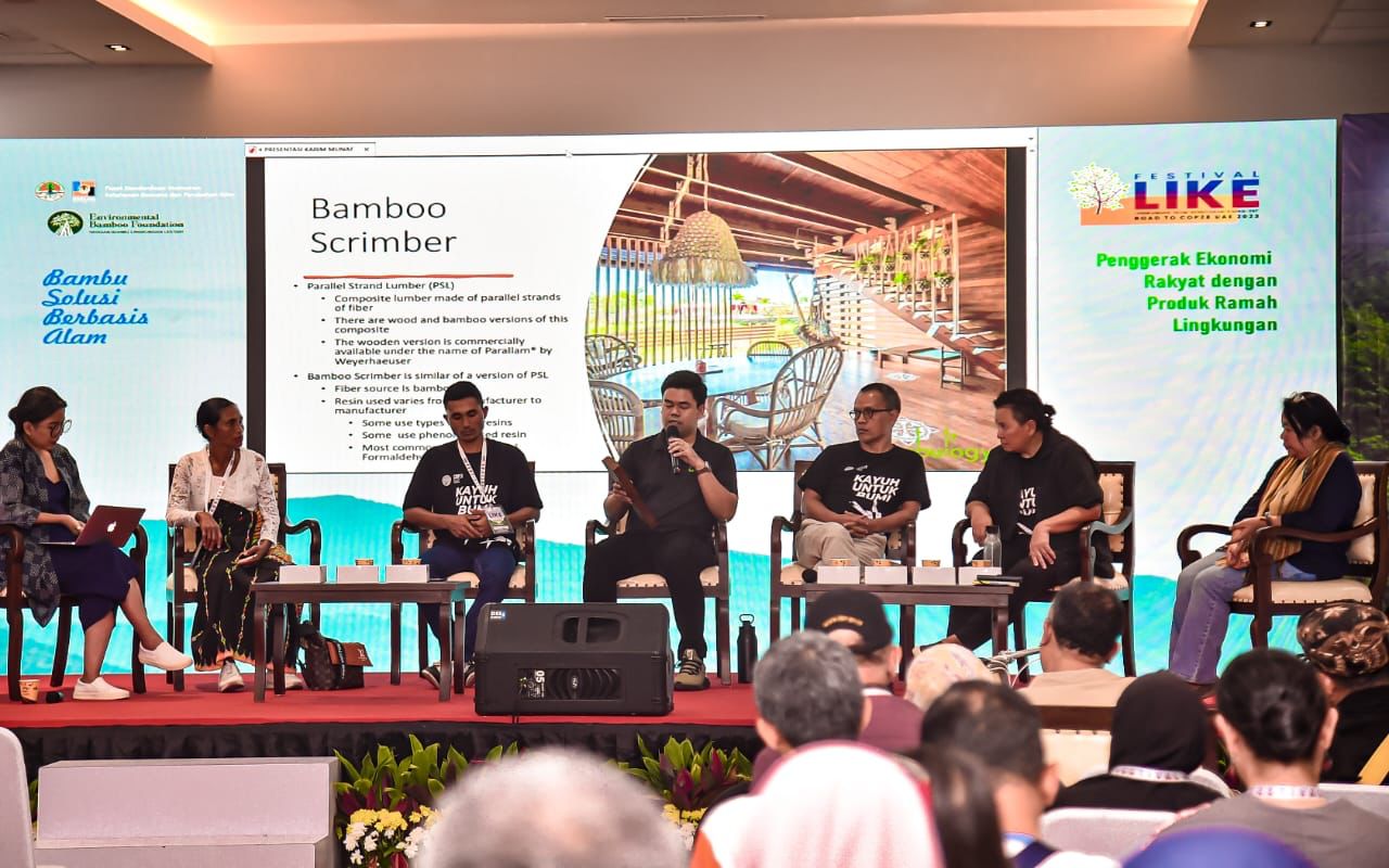 Talkshow bertema Bambu Solusi Berbasis Alam pada Festival LIKE di Jakarta, Senin (18/9).