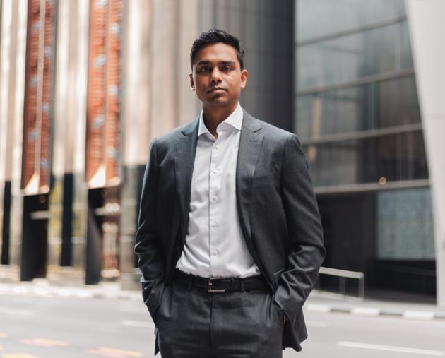 Shivom Sinha, CEO dan Co-Founder Bunker.