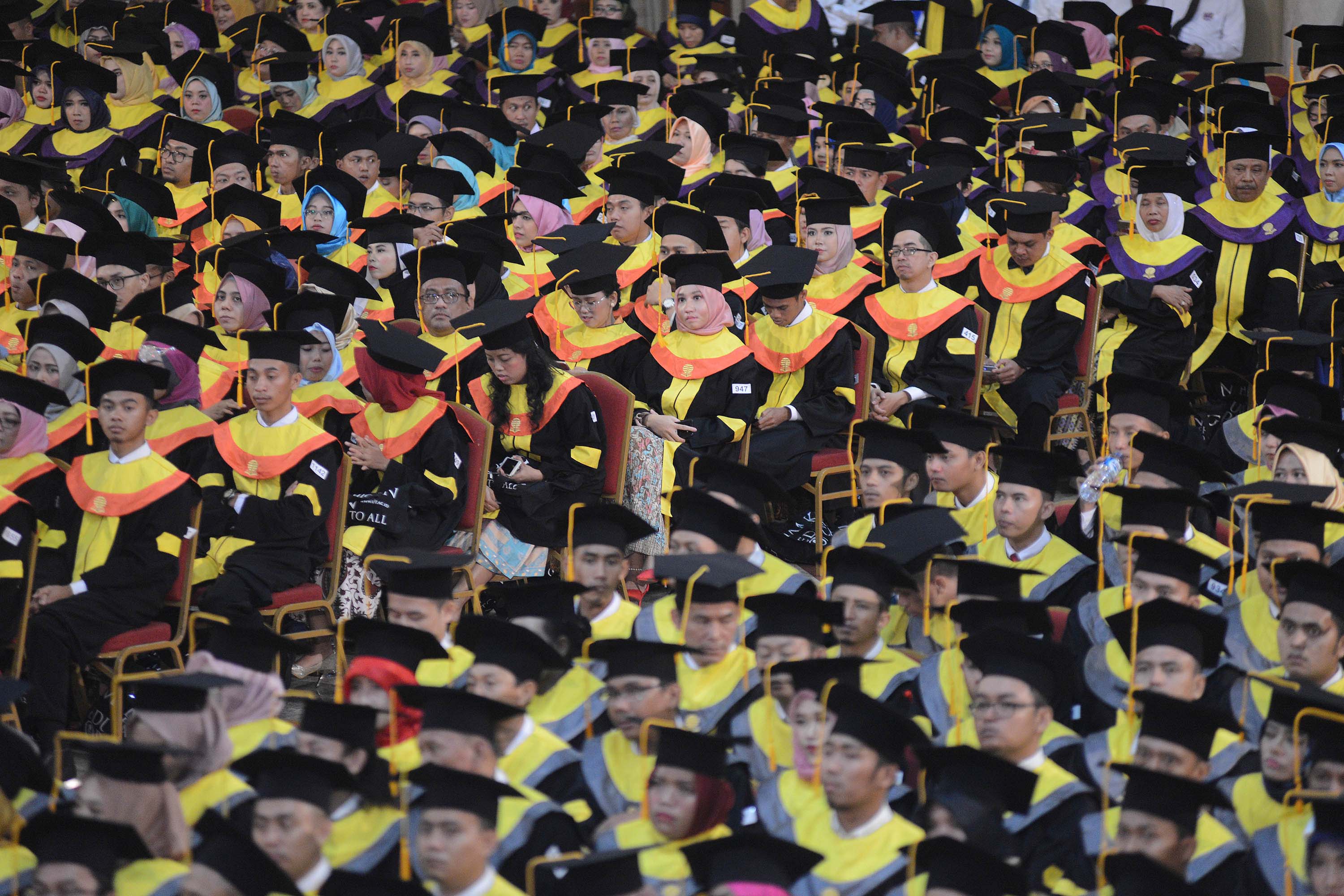 Ilustrasi--Wisuda di Kampus Universitas Terbuka, Tangerang Selatan, Banten