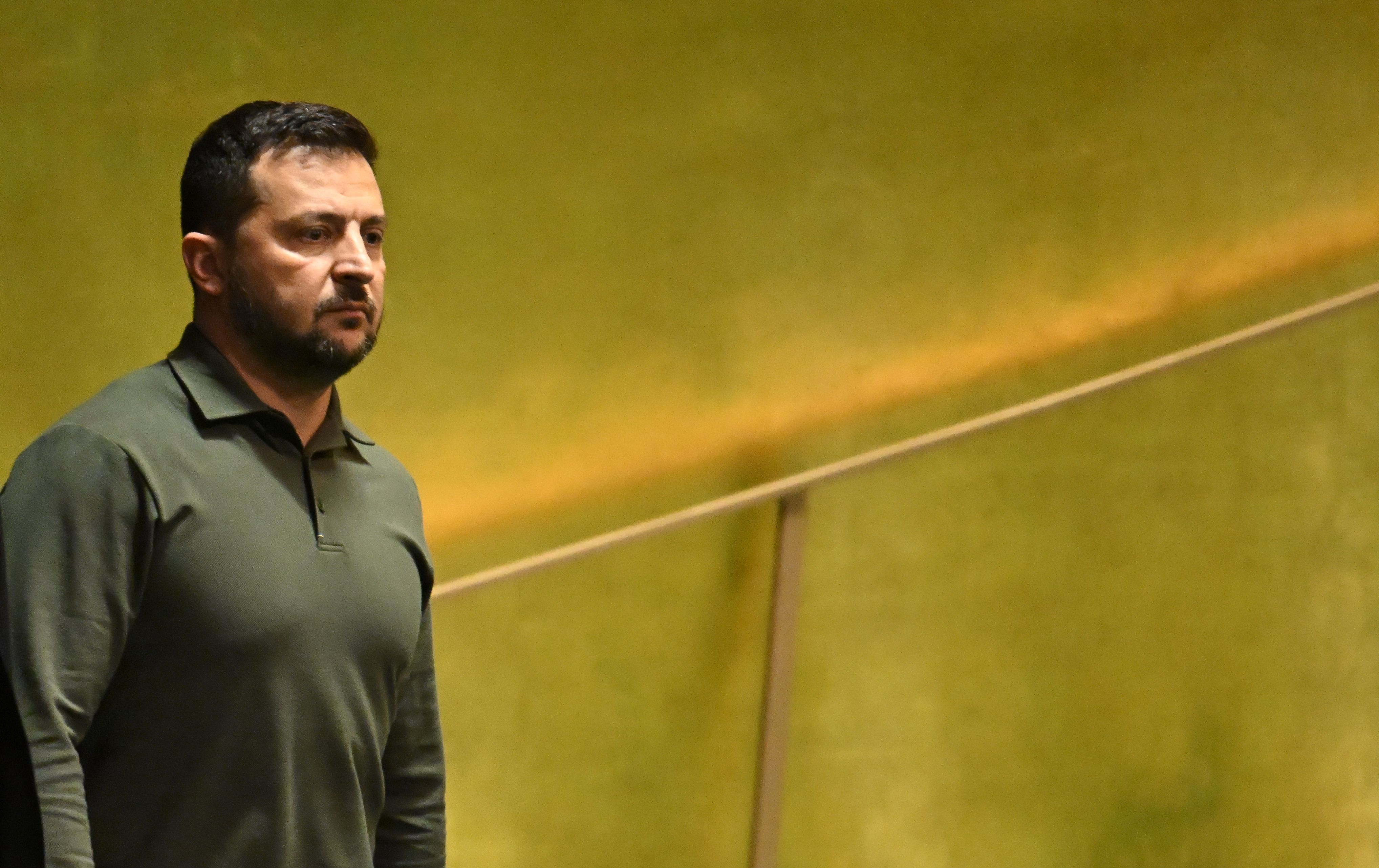 Zelensky Melawat ke Washington, Berburu Bantuan Senjata