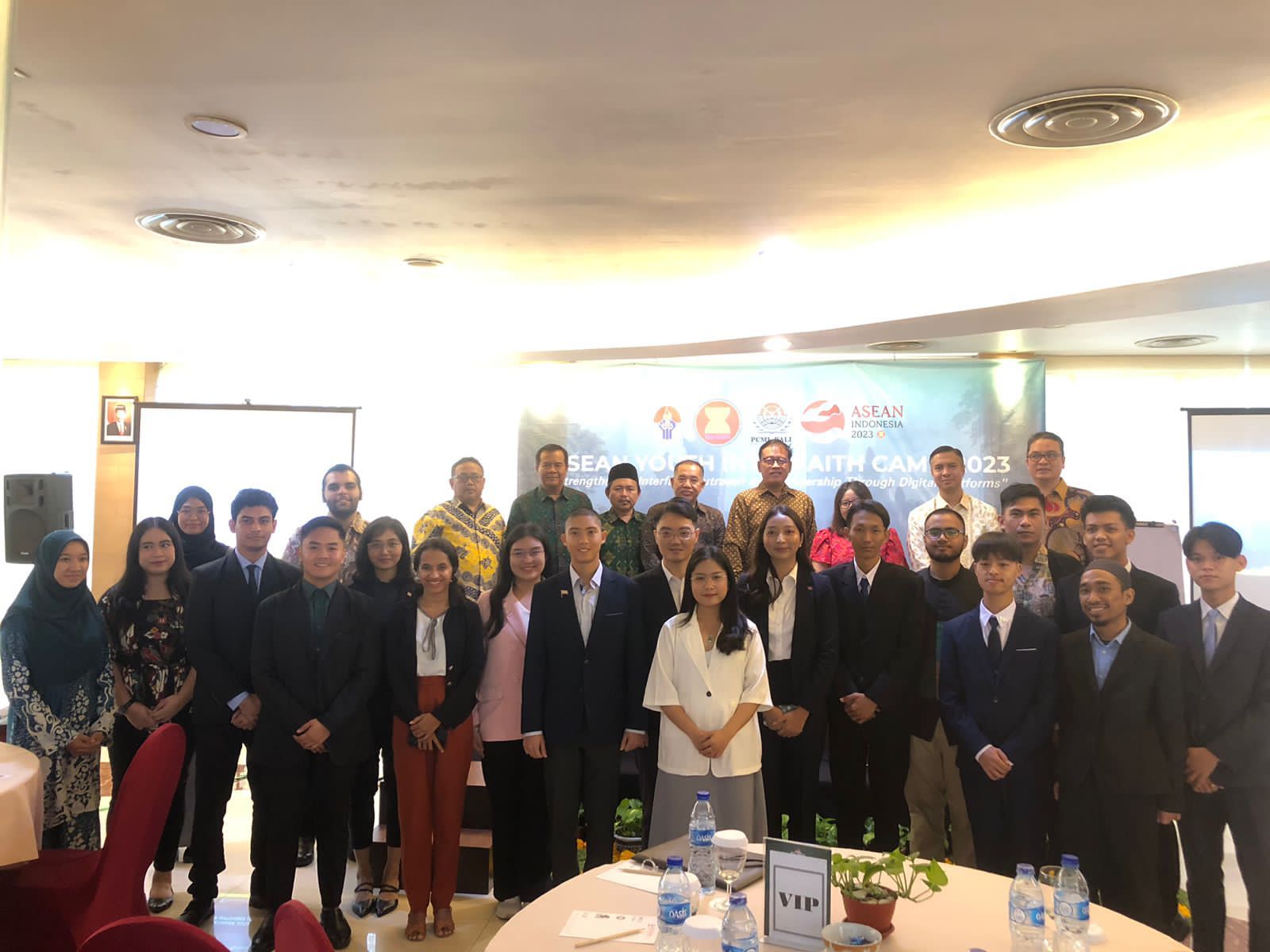 Pemuda ASEAN Bersatu di Bali melalui AYIC