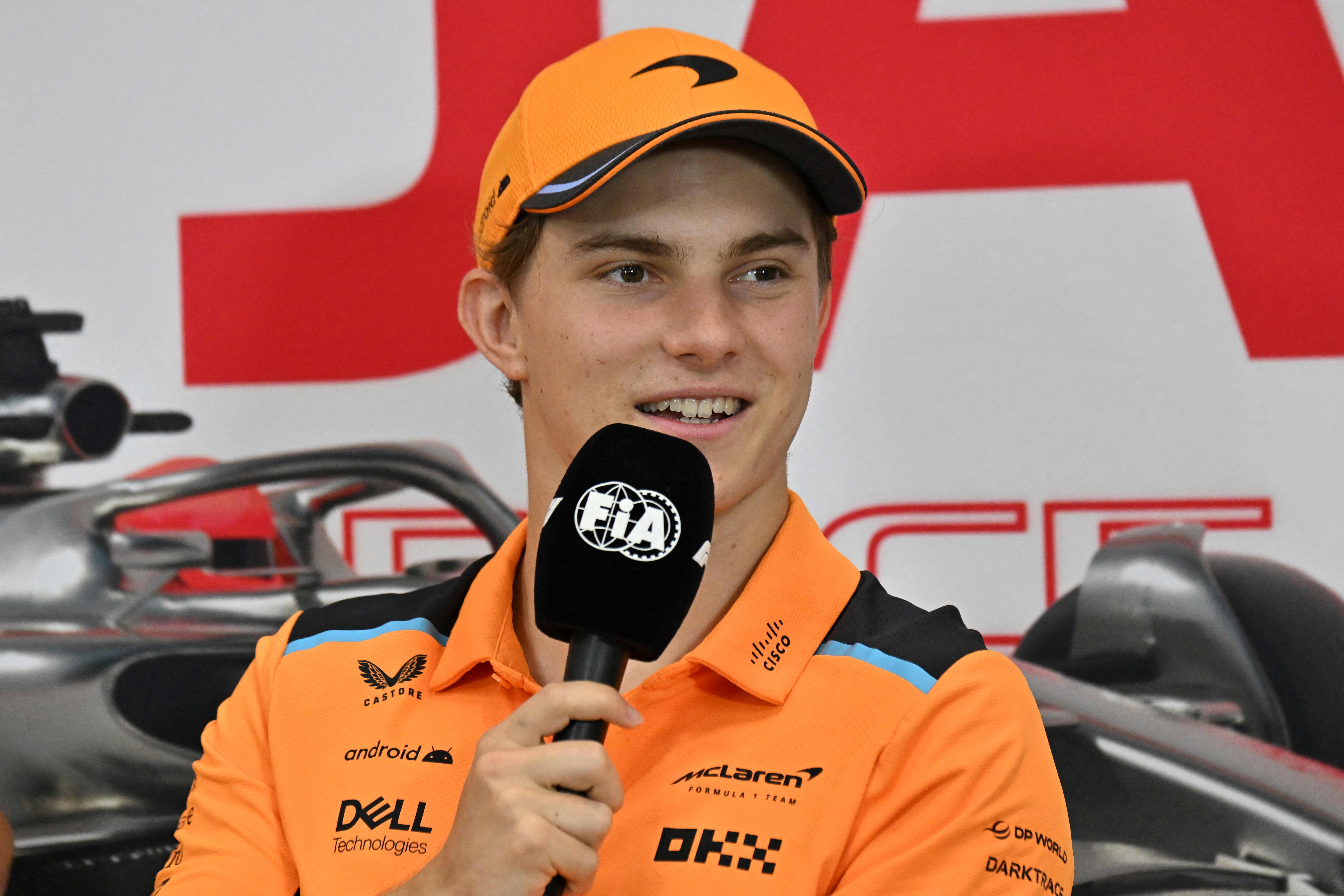 Pembalap McLaren Oscar Piastri