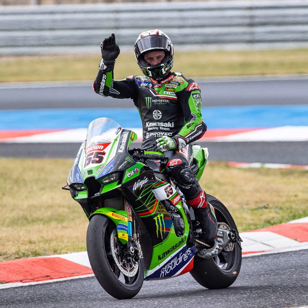 Pembalap Jonathan Rea pindah dari tim Kawasaki ke Yamaha untuk musim 2024 mendatang.