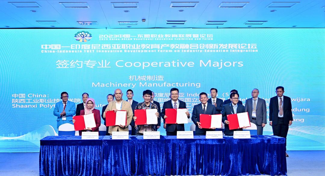 Sejumlah Politeknik Negeri Indonesia menandatangani MoU dengan perguruan tinggi di Tiongkok untuk kerja sama pendidikan vokasi.