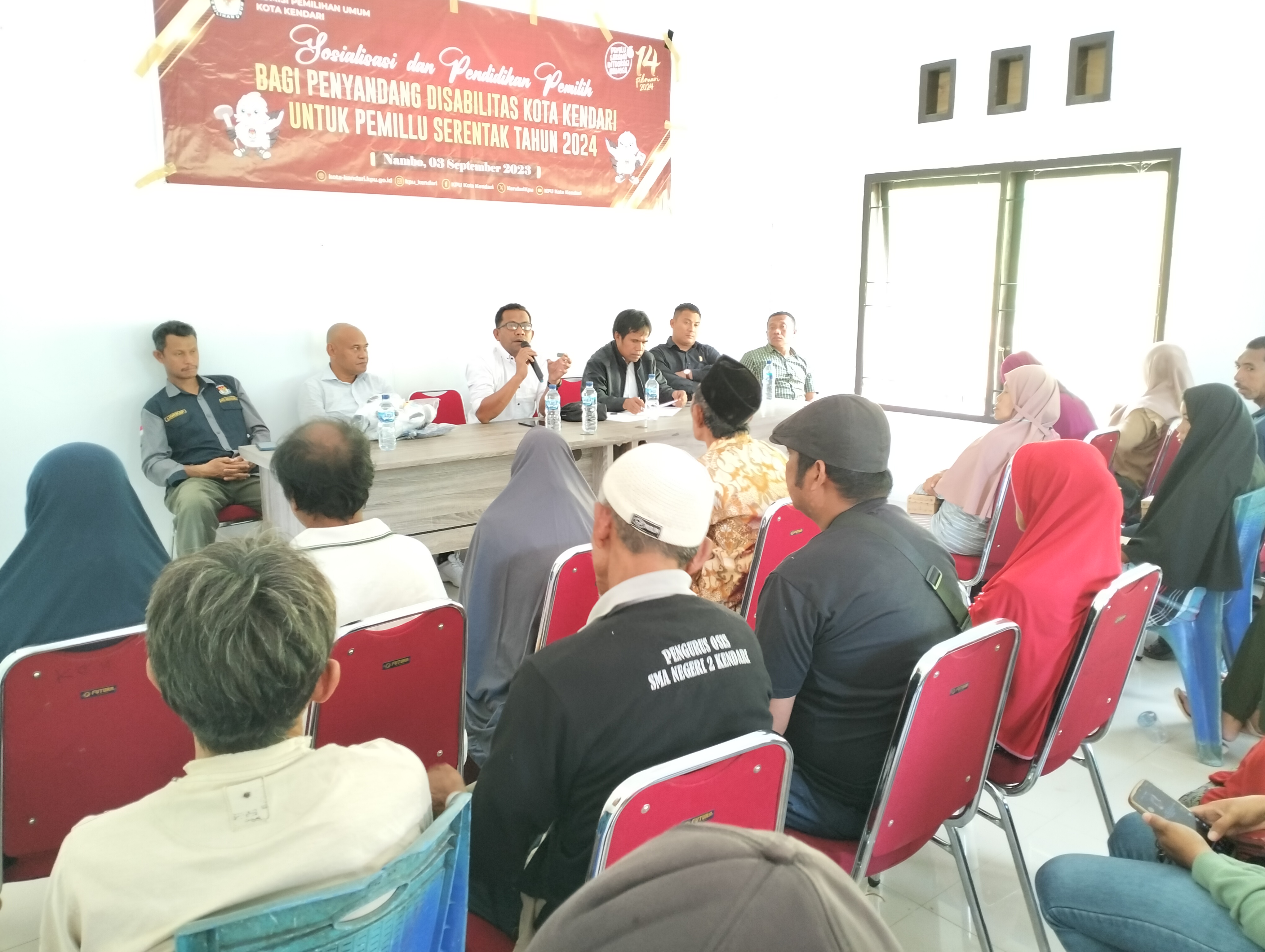 KPU Kendari Beri Kemudahan Penyandang Disabilitas dalam Memilih