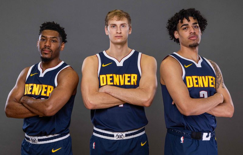  Jalen Pickett, Hunter Tyson, dan Julian Strawther dari Denvers Nuggets