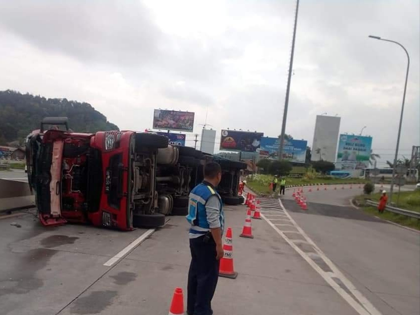 Lokasi kejadian kecelakaan maut di Simpang Exit Tol Bawen