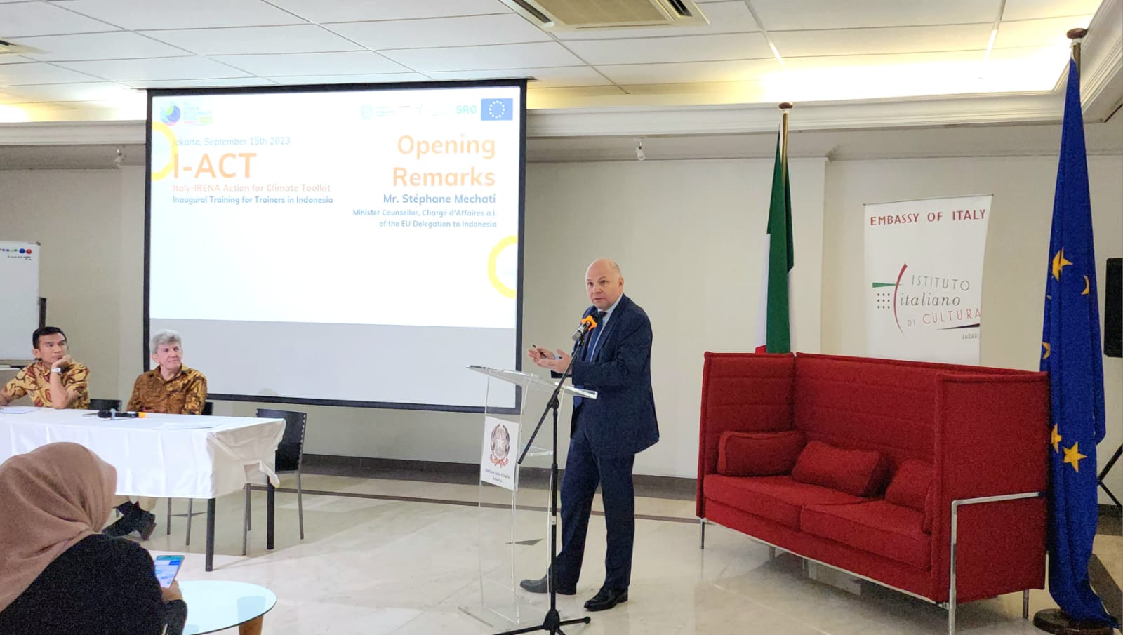 Minister Counsellor, Chargé d’Affaires a.i dari Delegasi UE untuk Indonesia Stéphane Mechati. 