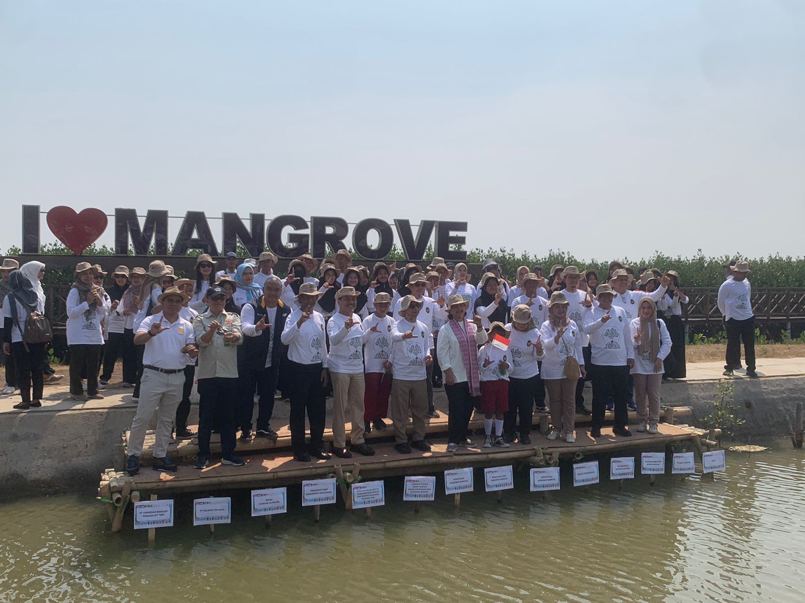 Kegiatan konservasi mangrove dilaksanakan di Ketapang Urban Aquaculture, Kecamatan Mauk, Kabupaten Tangerang, Banten. 