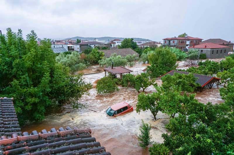 Banjir bandang di Yunani