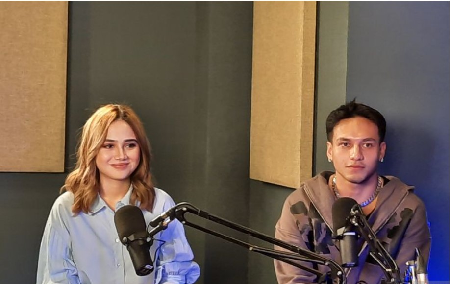 Jefri Nichol (kanan) dan Syifa Hadju