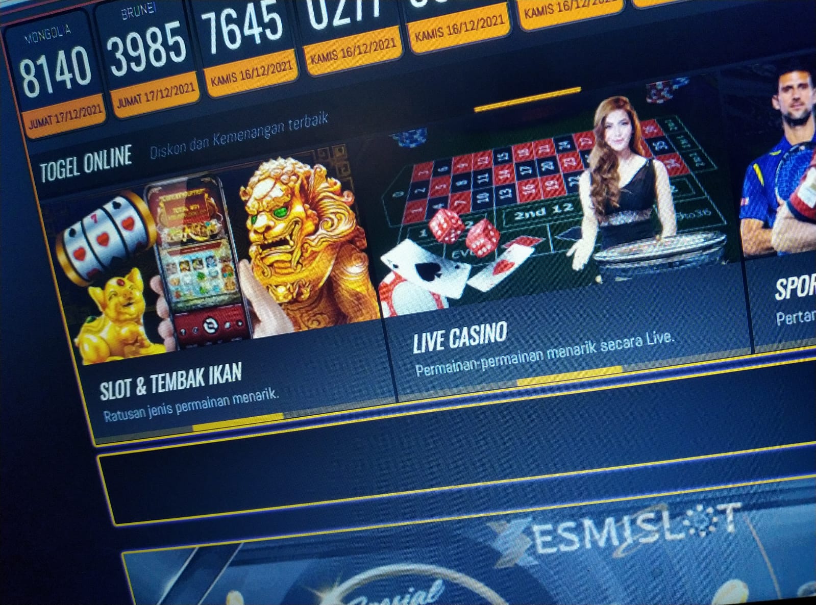 Contoh situs judi online yang menyebabkan kerugian besar pada masyarakat.