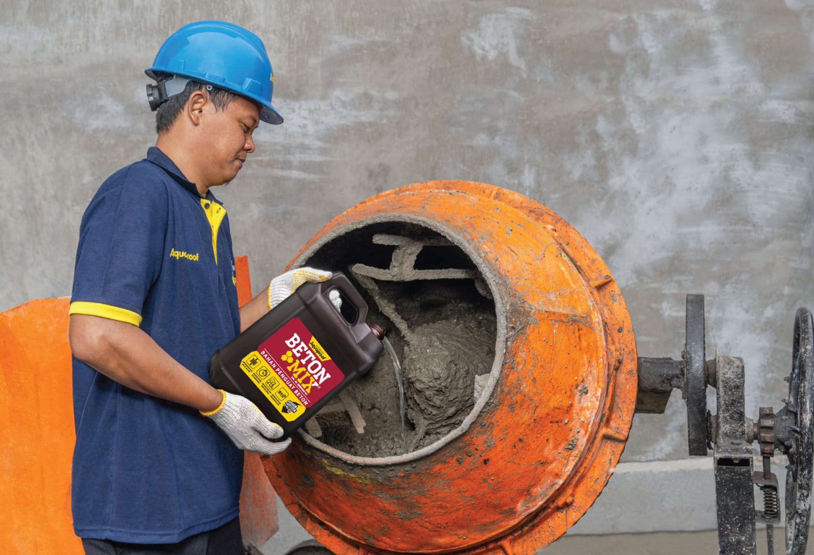 Aplikasi obat beton Betonmix