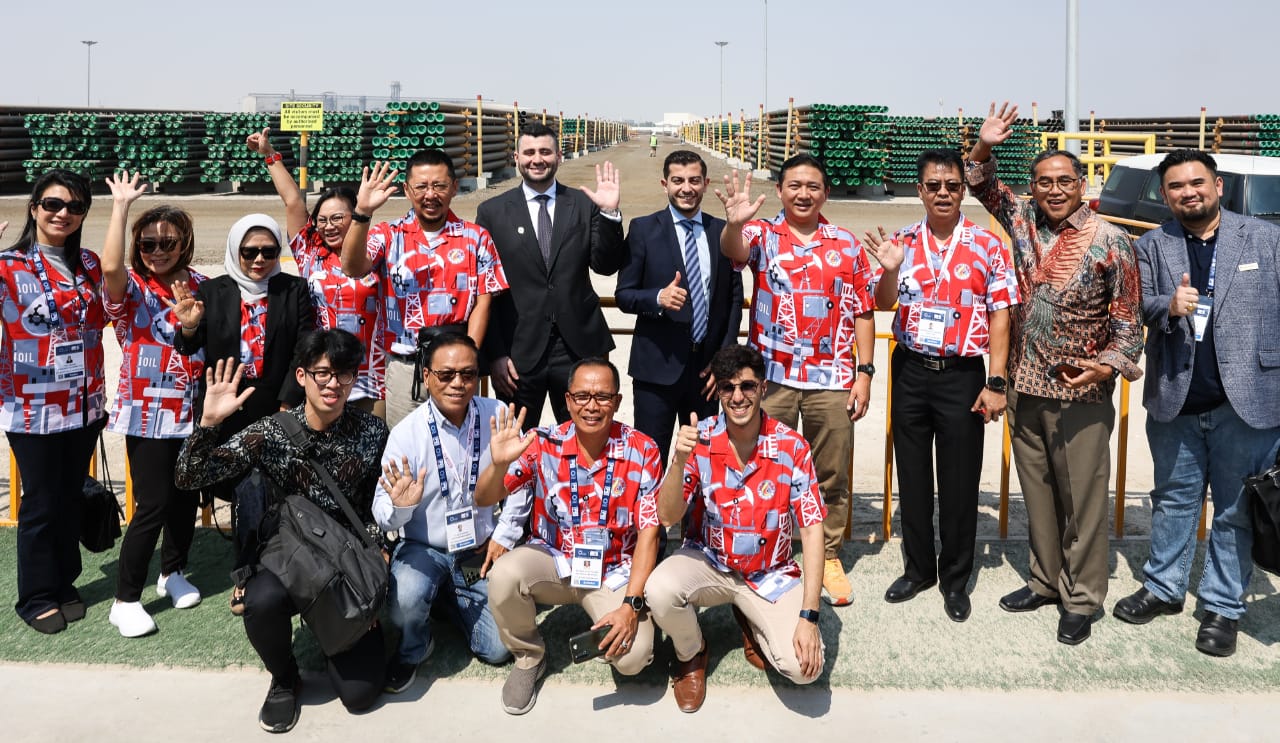 Kunjungan dari 11 perwakilan Indonesia yang mengikuti pameran ADIPEC di Abu Dhabi ke Tenaris.