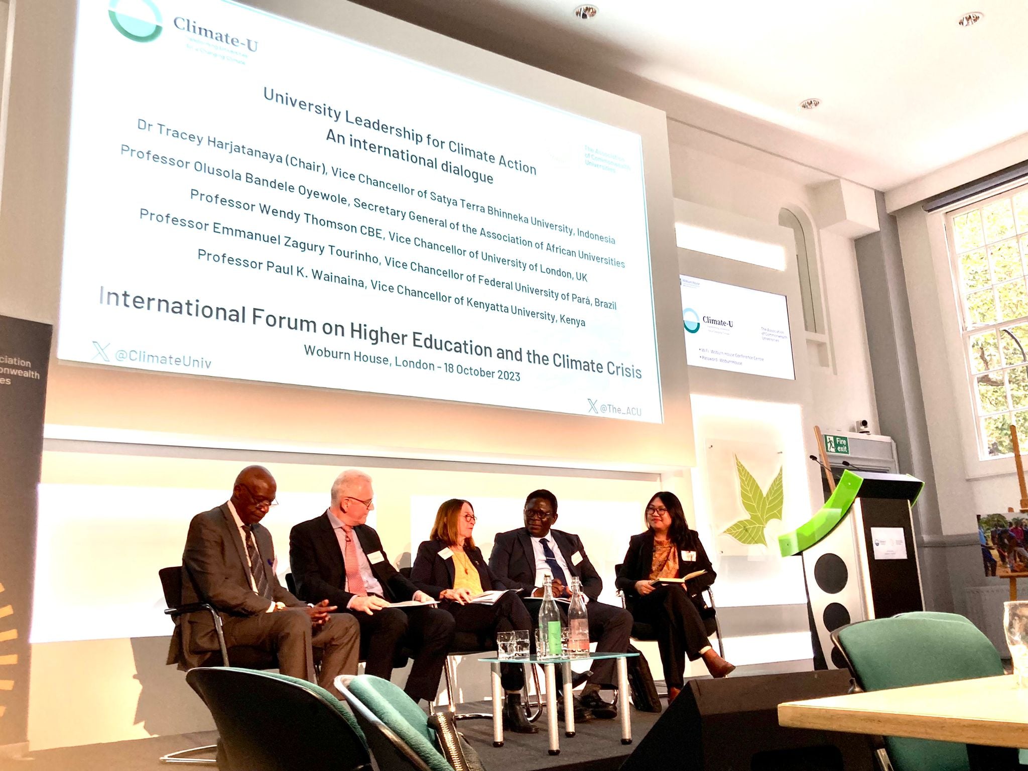 International Forum on Higher Education and the Climate Crisis yang diselenggarakan pada 18 Oktober 2023 di Woburn House.