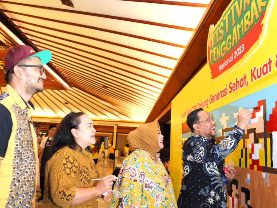 Festival Menggambar Nasional 2023 berlangsung di 30 kota di Indonesia, antara lain Jakarta, Yogyakarta, Surabaya, Medan, Manado, dan Kupang.